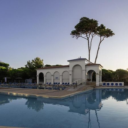 Belambra Clubs Presqu'Ile De Giens - Riviera Beach Club Йер Экстерьер фото