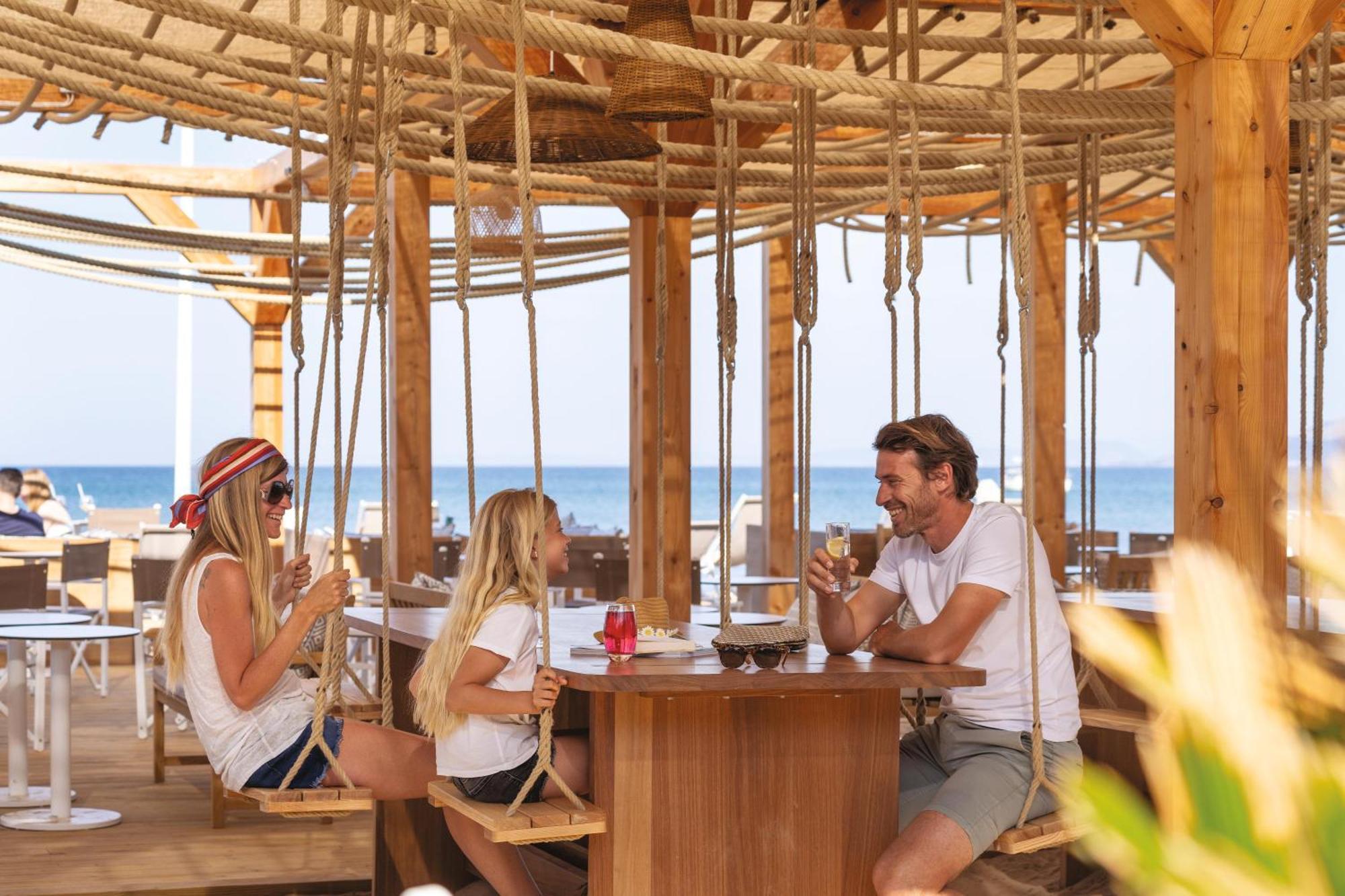 Belambra Clubs Presqu'Ile De Giens - Riviera Beach Club Йер Экстерьер фото